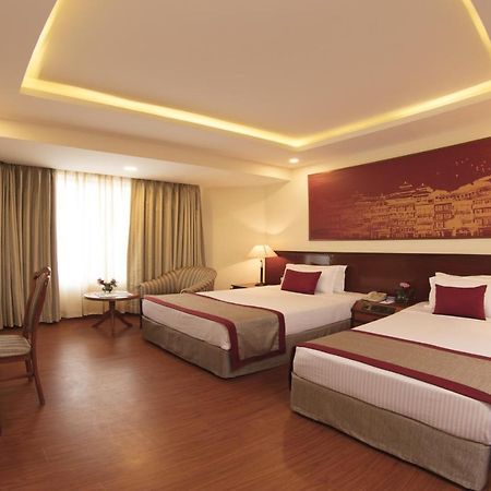 Royal Singi Hotel Katmandu Dış mekan fotoğraf