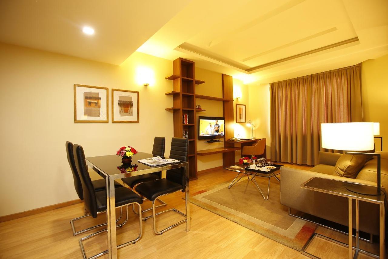 Royal Singi Hotel Katmandu Dış mekan fotoğraf