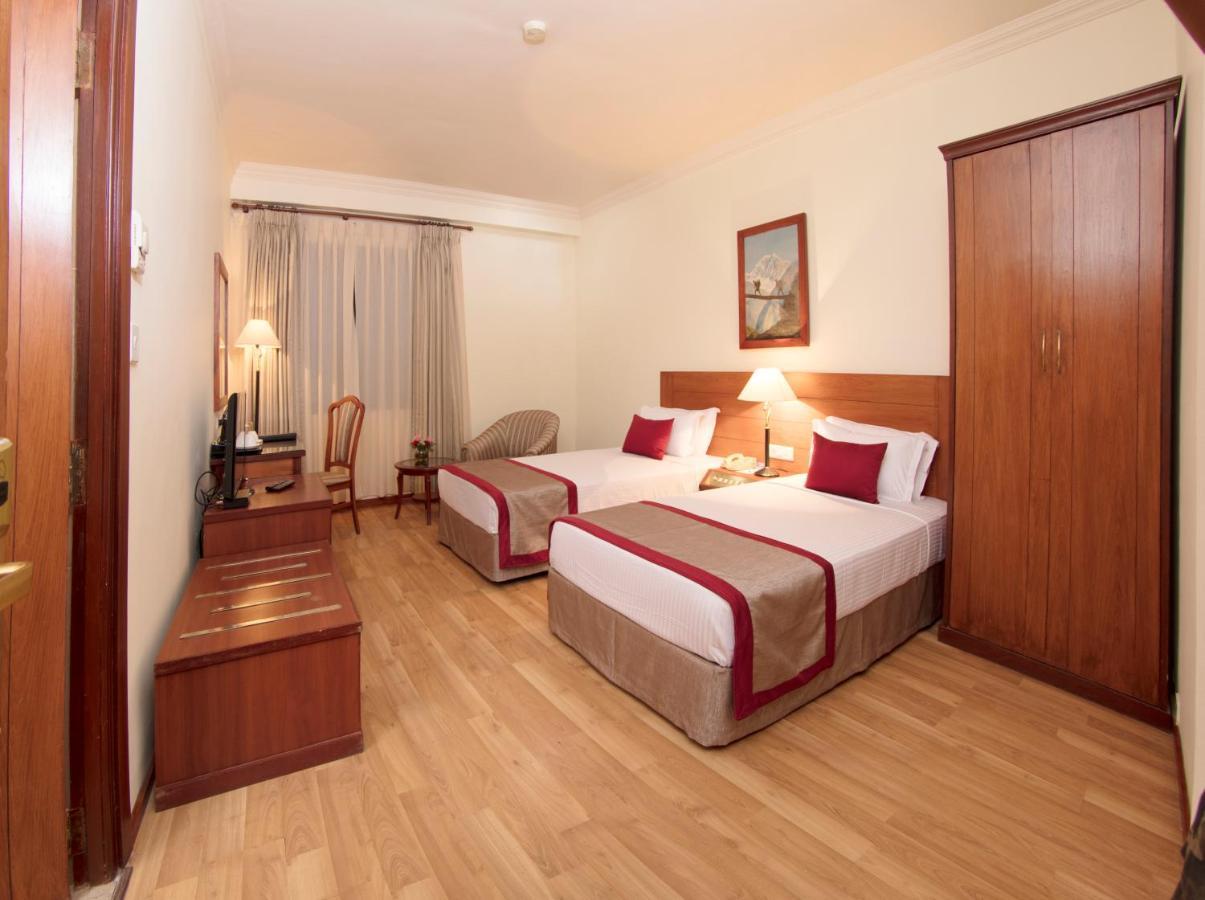 Royal Singi Hotel Katmandu Dış mekan fotoğraf