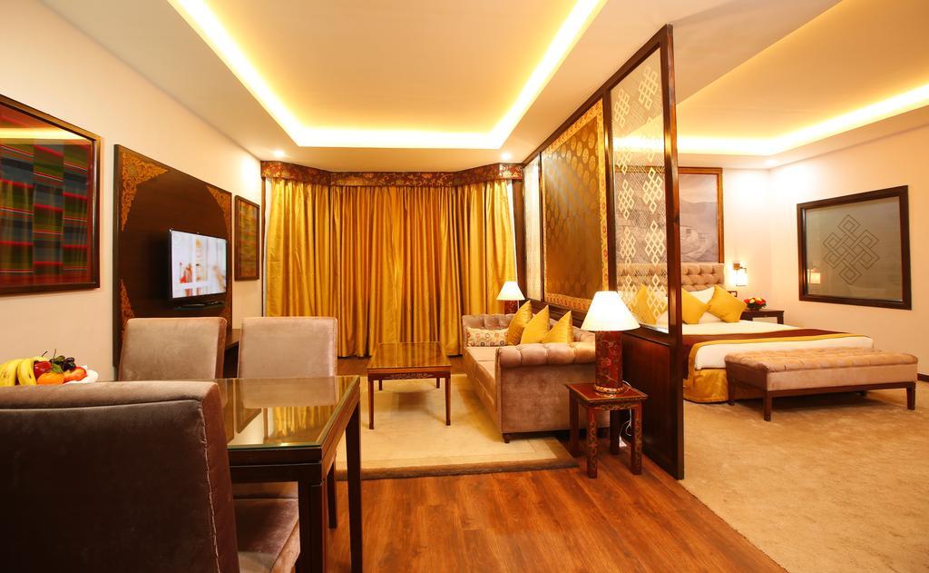 Royal Singi Hotel Katmandu Dış mekan fotoğraf