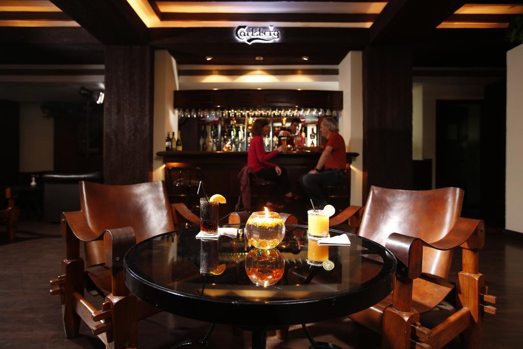 Royal Singi Hotel Katmandu Dış mekan fotoğraf