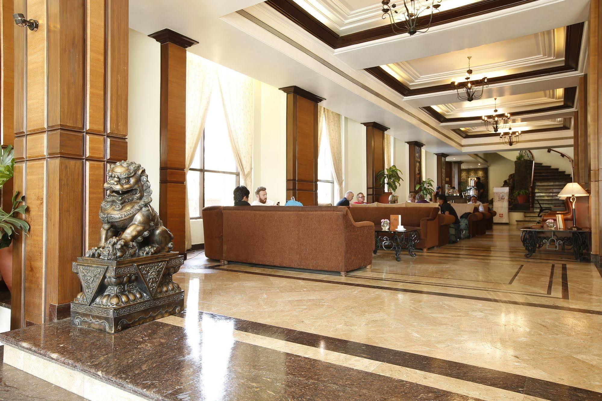 Royal Singi Hotel Katmandu Dış mekan fotoğraf