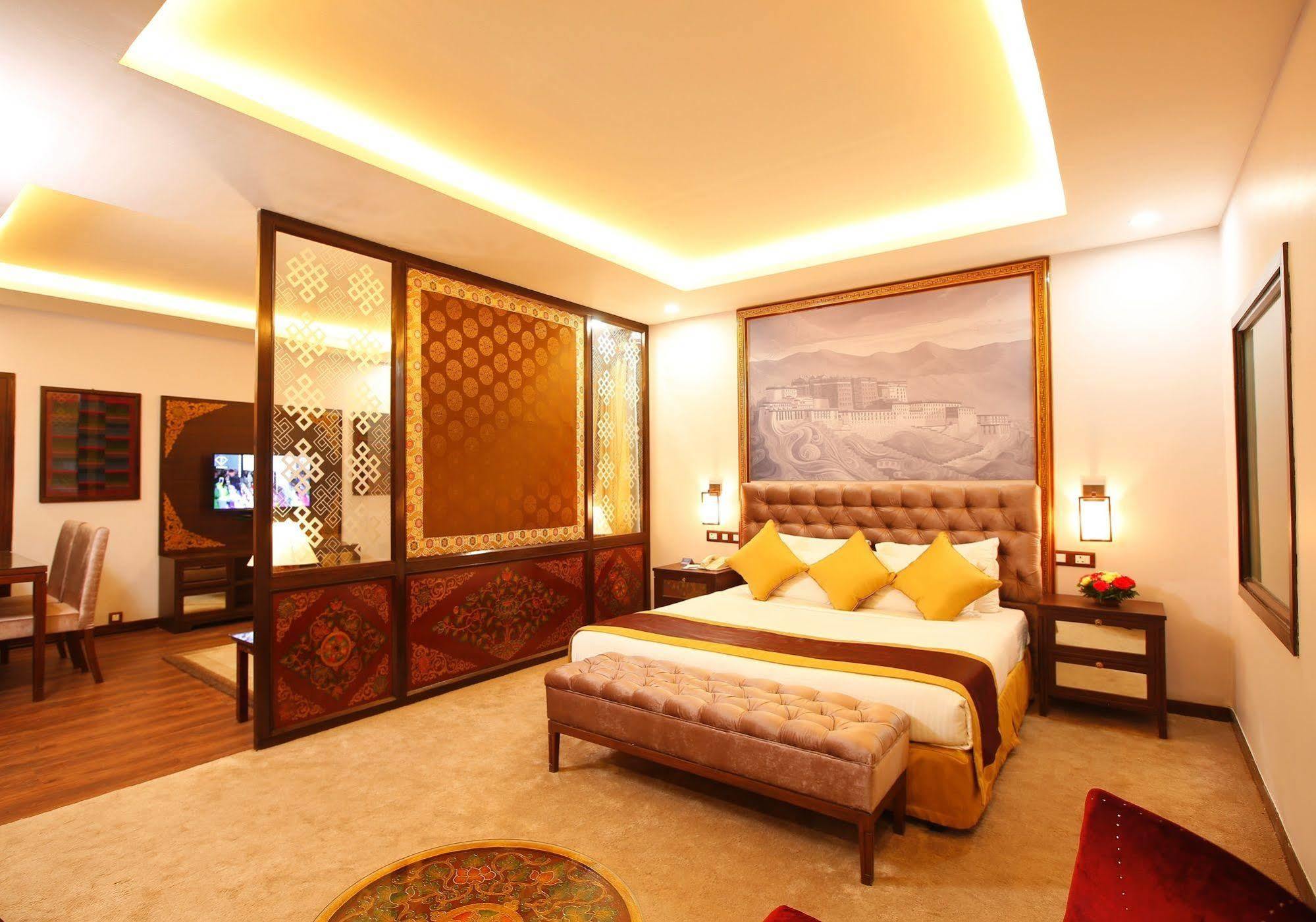 Royal Singi Hotel Katmandu Dış mekan fotoğraf