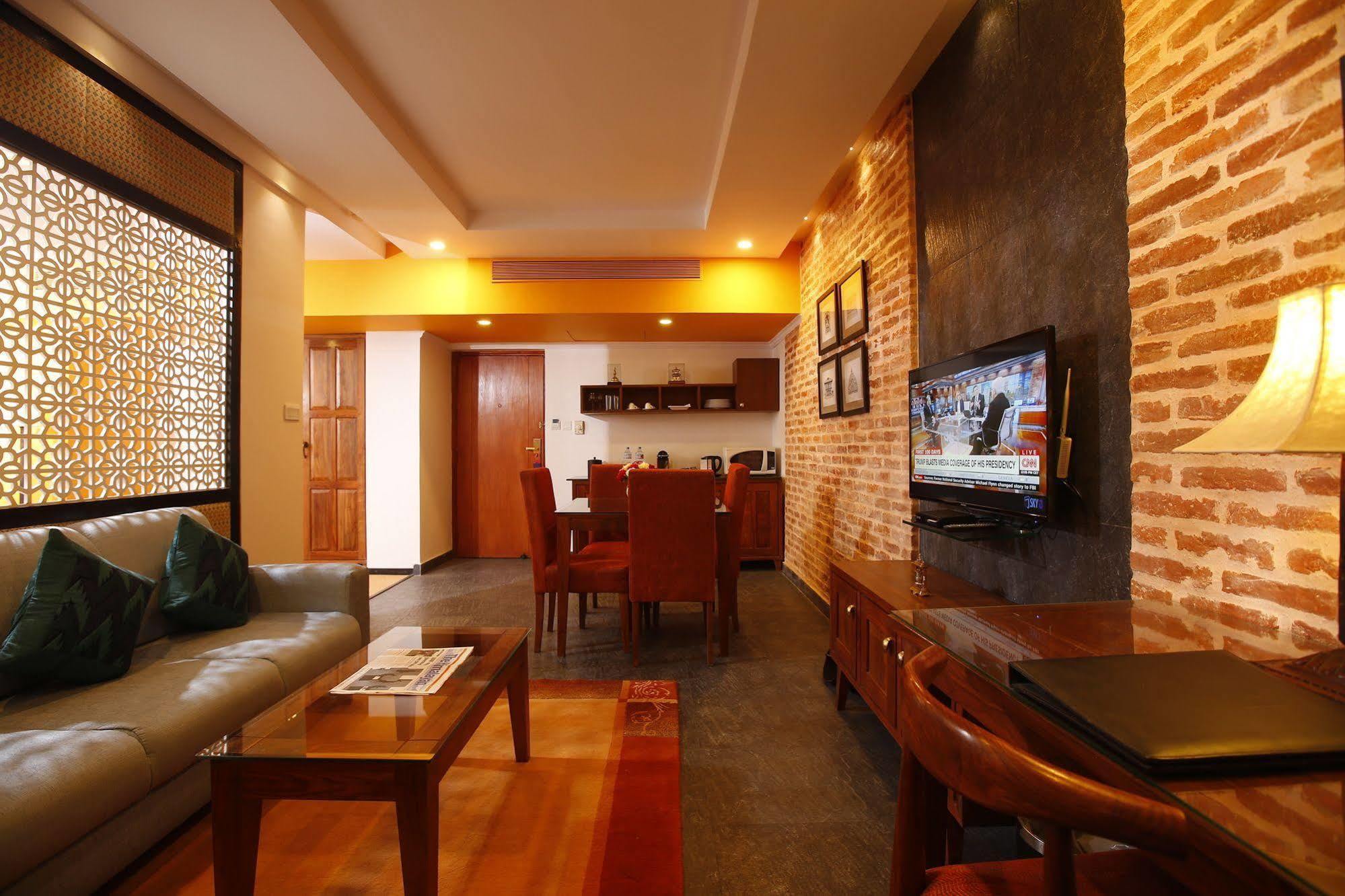 Royal Singi Hotel Katmandu Dış mekan fotoğraf