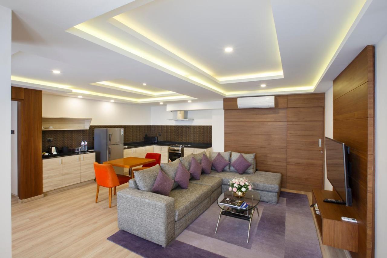 Royal Singi Hotel Katmandu Dış mekan fotoğraf
