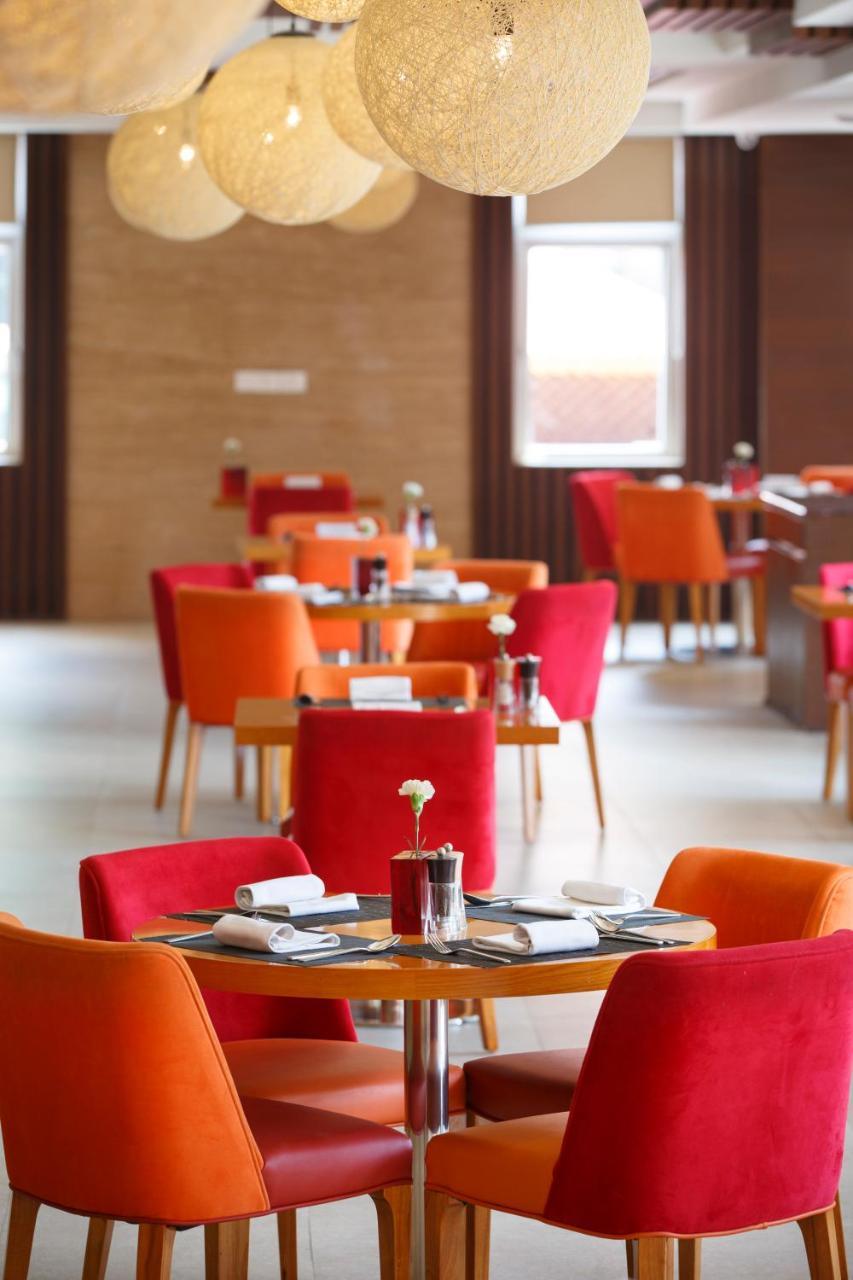 Royal Singi Hotel Katmandu Dış mekan fotoğraf