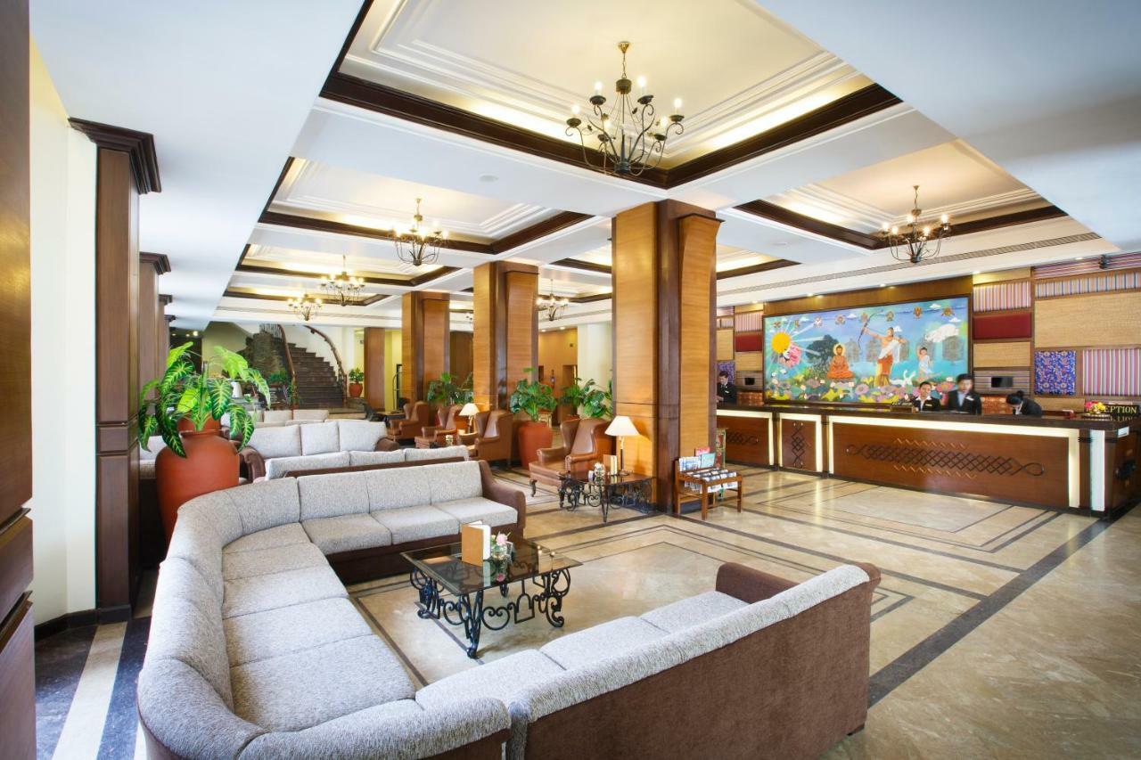 Royal Singi Hotel Katmandu Dış mekan fotoğraf